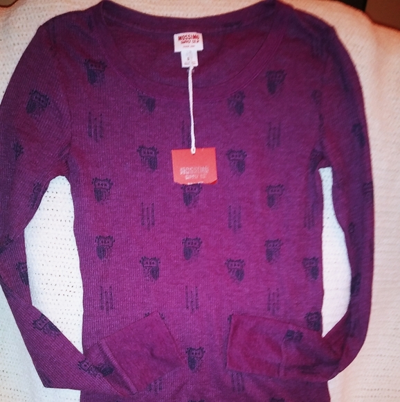 Mossimo Henley - Picture 1 of 2